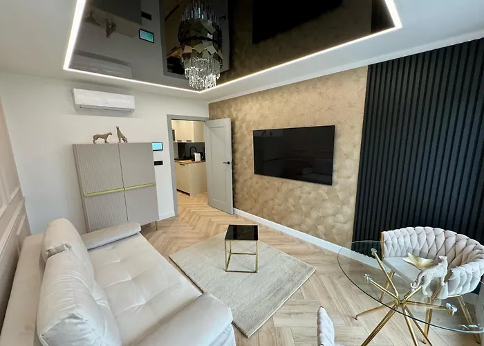 Marina - Angielska Grobla *