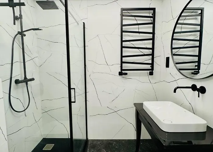 Marina - Angielska Grobla *