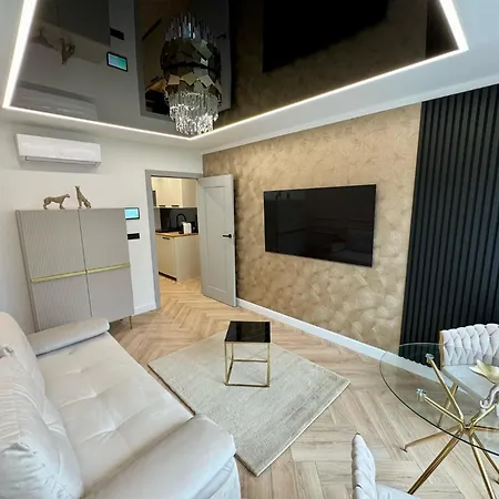 Marina - Angielska Grobla *